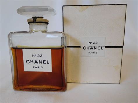 chanel perfume ww2